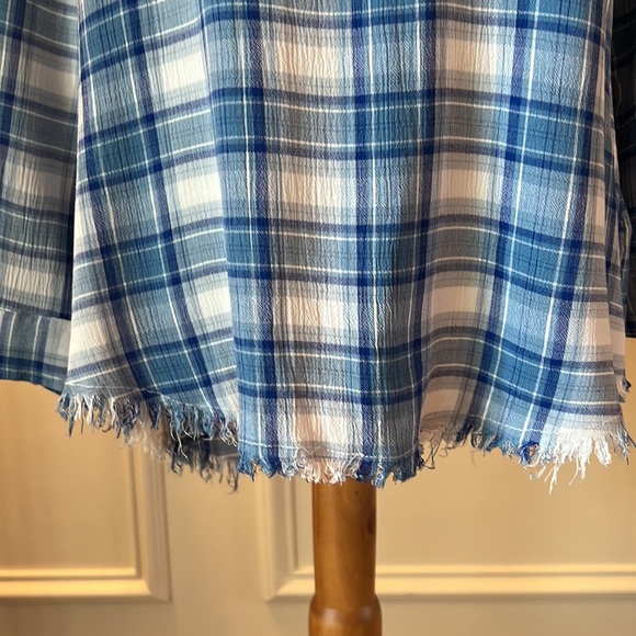 Dear John Fringed Hem Shirt - Picture 3 of 10